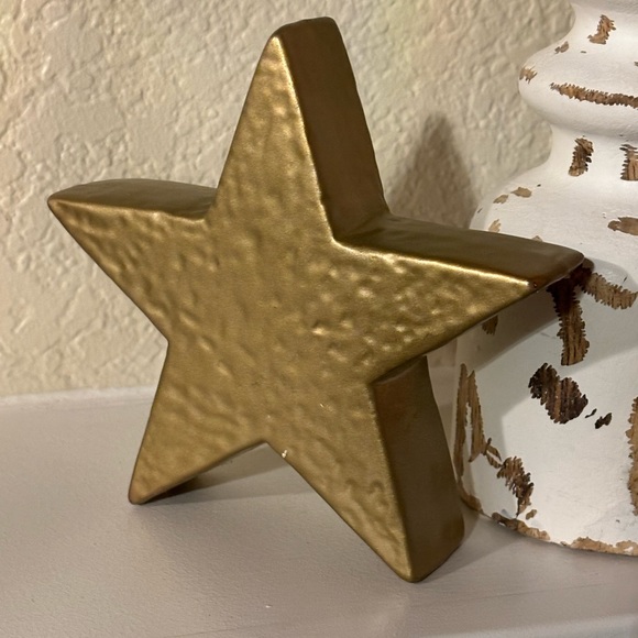 Gold Star - Picture 3 of 6